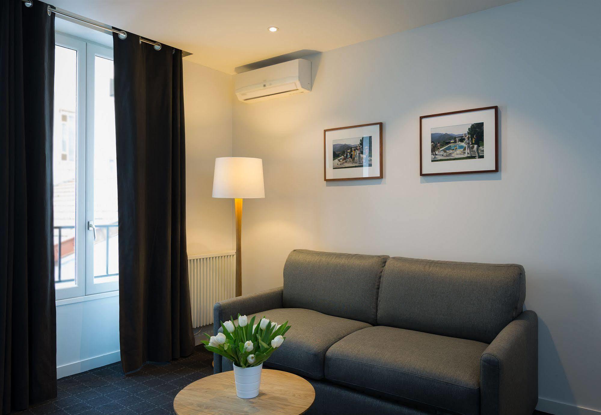Hotel Mirabeau Eiffel Paris Exterior photo